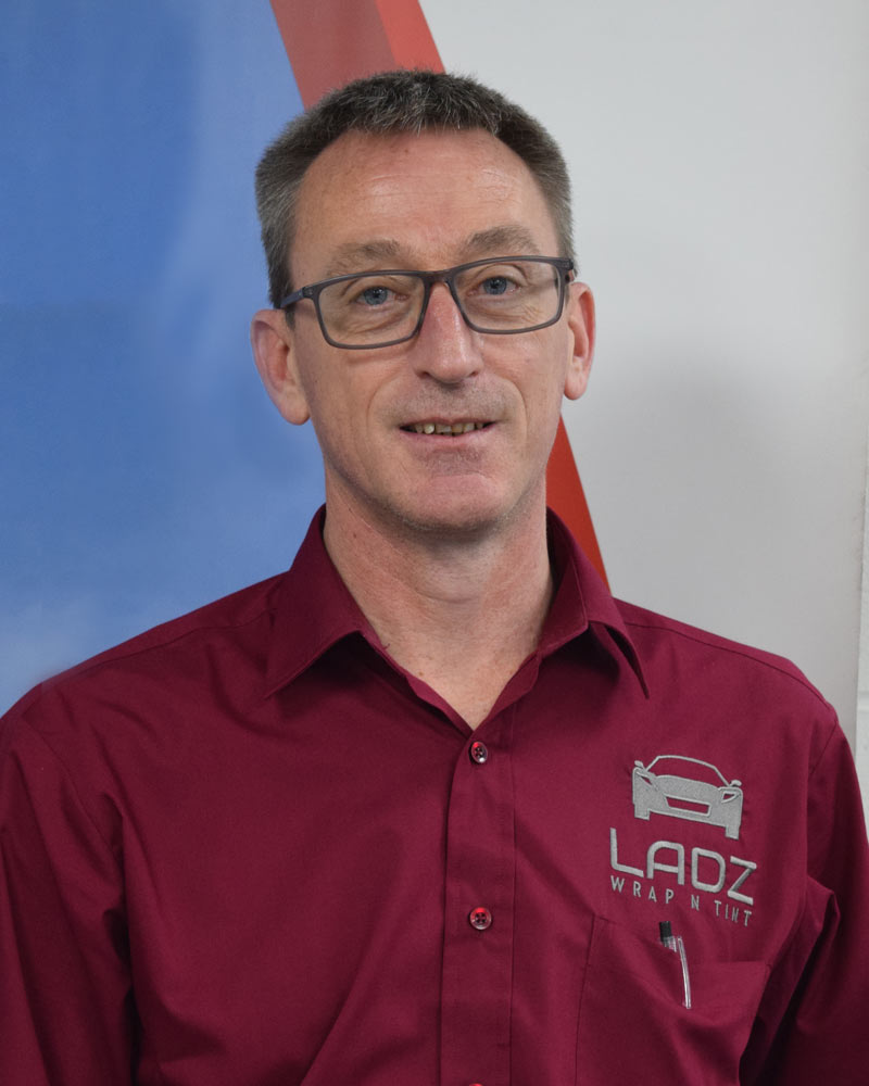 Darren from LADZ Wrap N Tint